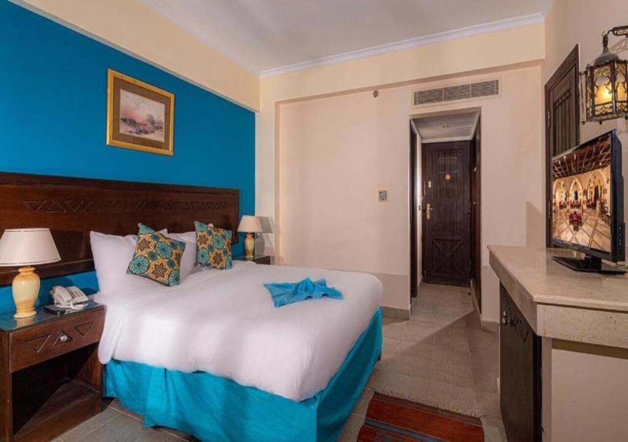 Marina View Port Ghalib Hotel Екстериор снимка
