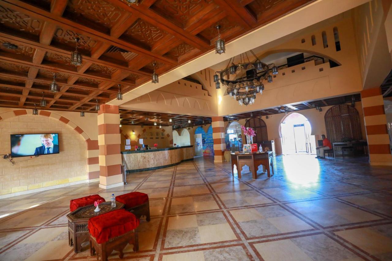 Marina View Port Ghalib Hotel Екстериор снимка